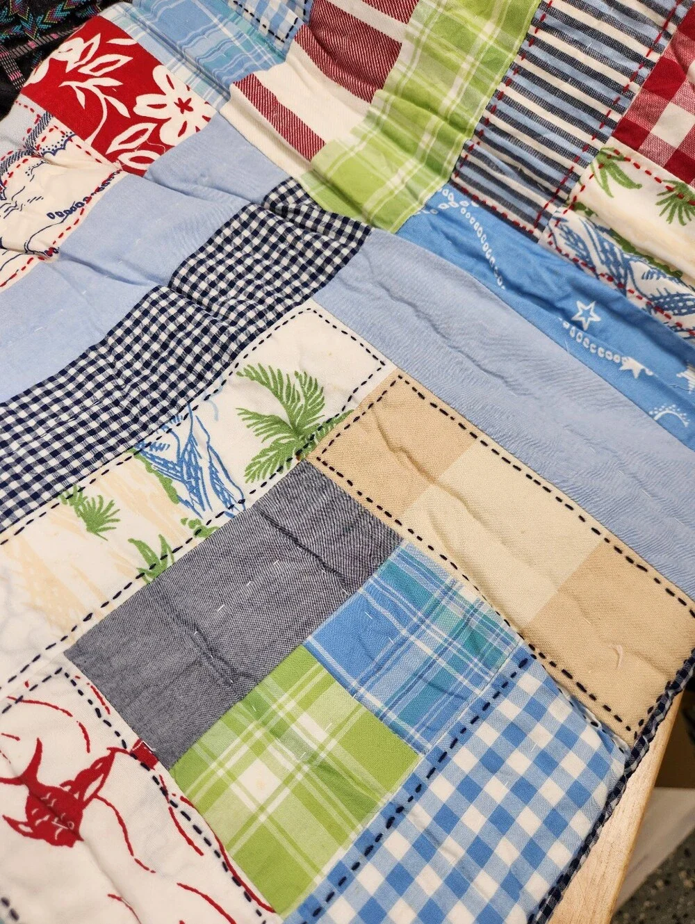 Pottery Barn Kids Aloha Patchwork Quilt Sz TwinNOS Tropical Hawaiian Island Flaw